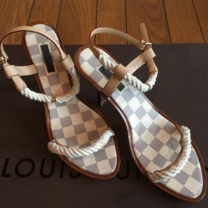 Louis Vuitton ‘CROISETTE’ Cruise Damier Sandals!!